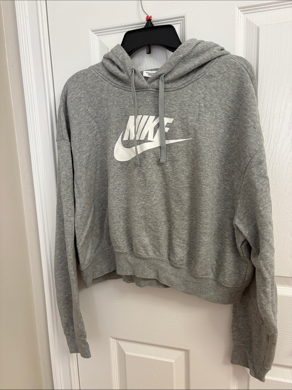 Nike Women’s Light Gray Pullover Hoodie with White Logo